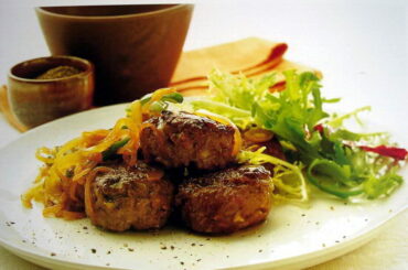 Beef Patties with Onions and Peppers