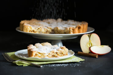 Apple and nut pie