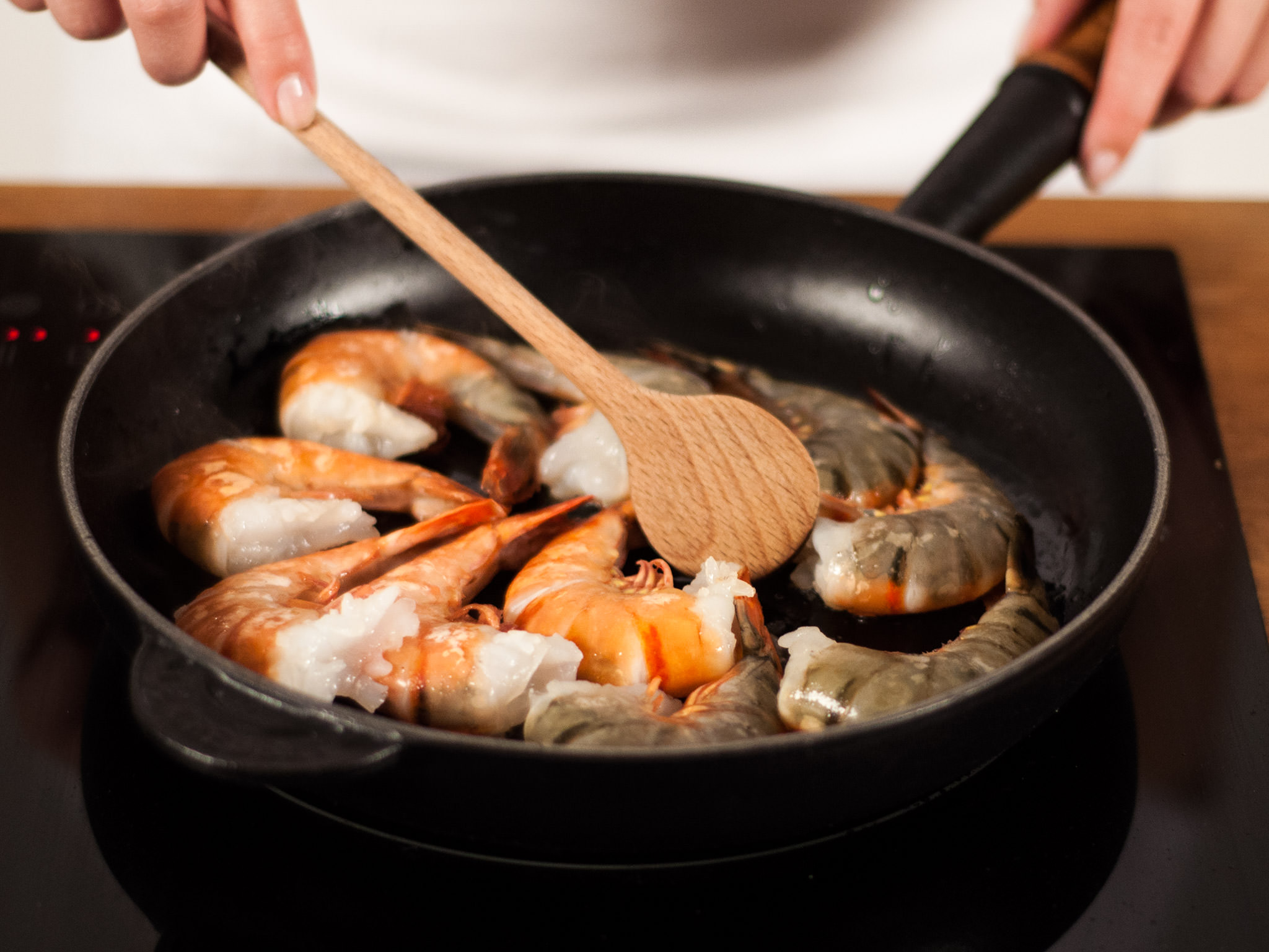 Braised large shrimp