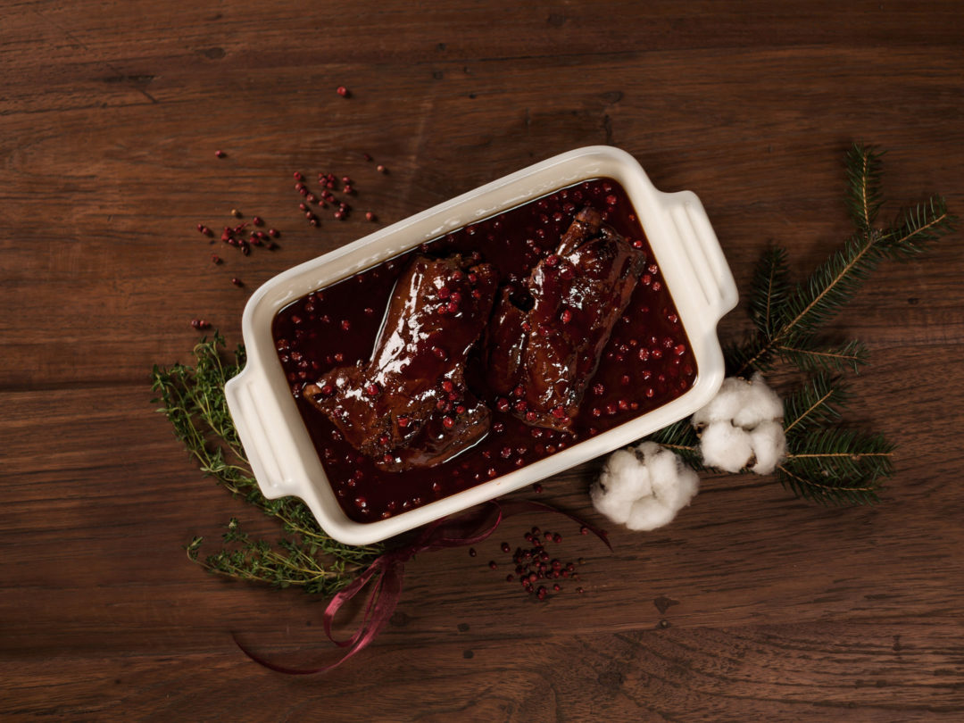 Braised-venison-with-lingonberry-sauce-7