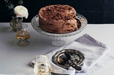 Chocolate chip-espresso icebox cake