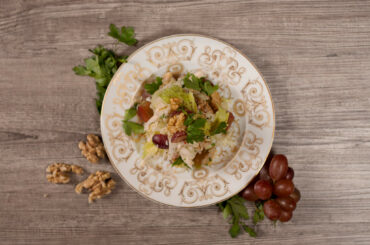 Classic Waldorf salad