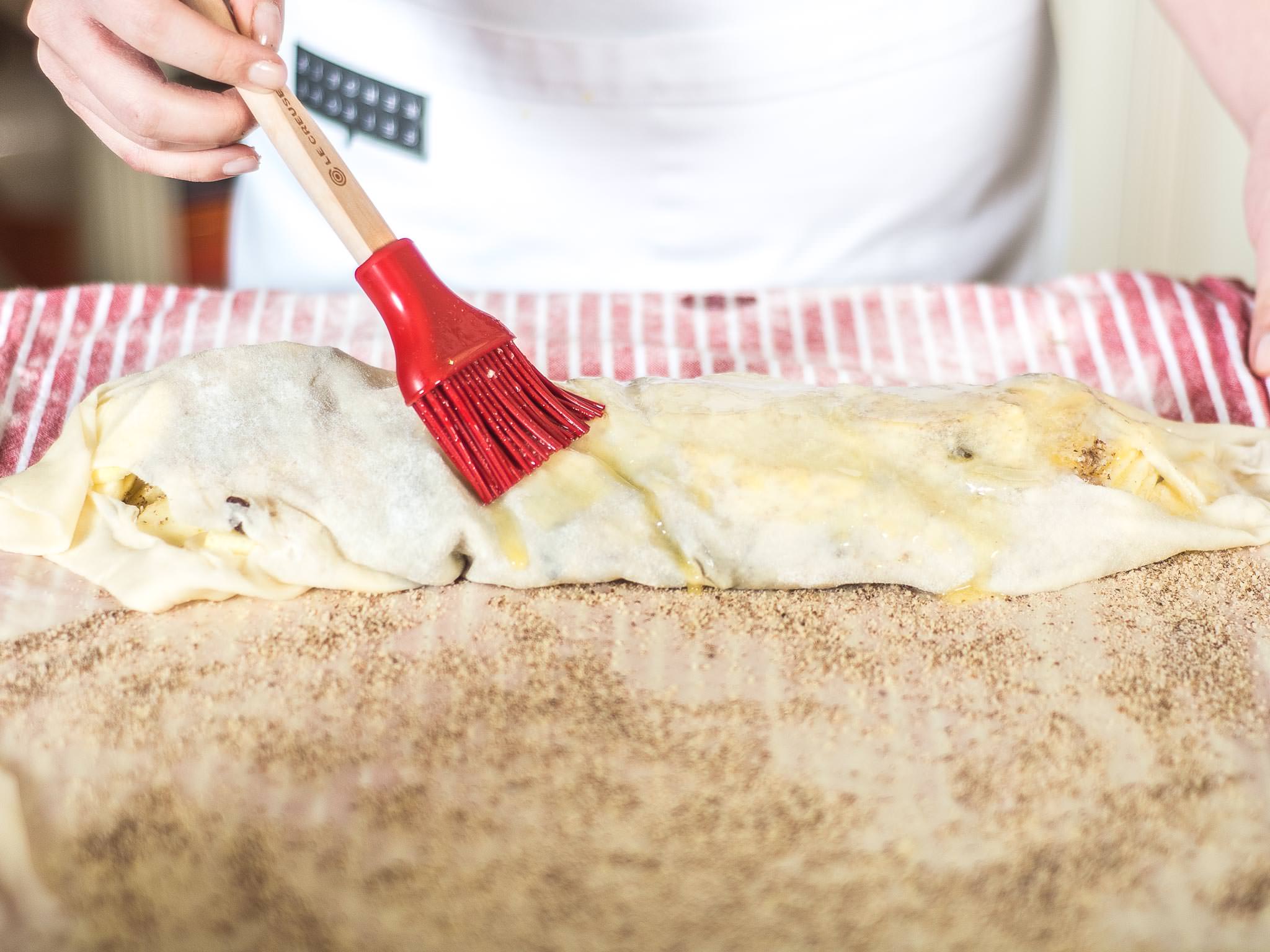 Classic apple strudel