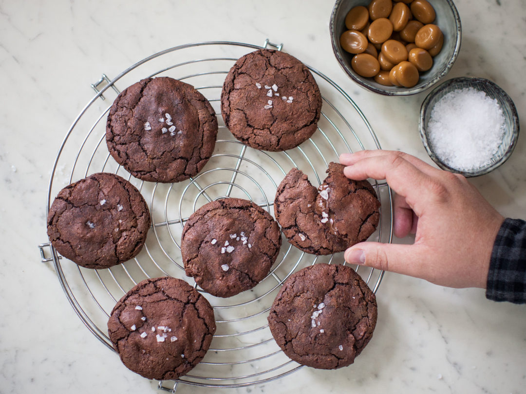 Double-chocolate-salted-caramel-cookies-6