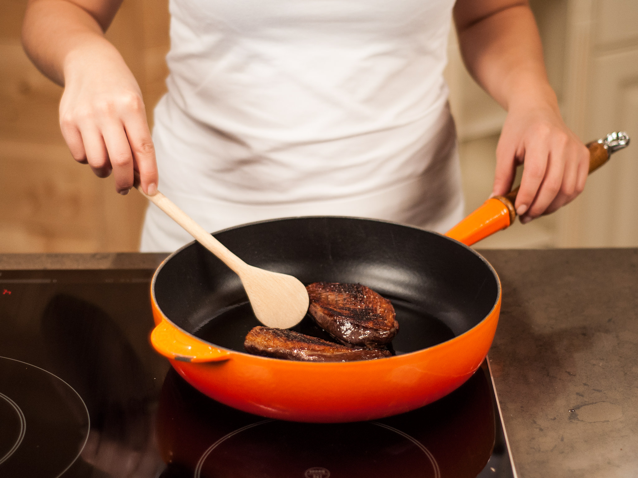 Duck breasts with pomegranate sauce