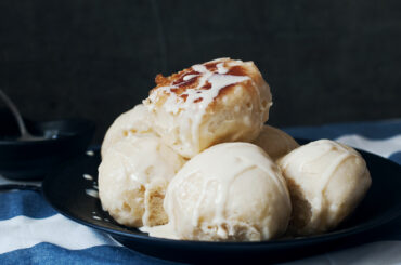 German sweet rolls with vanilla sauce