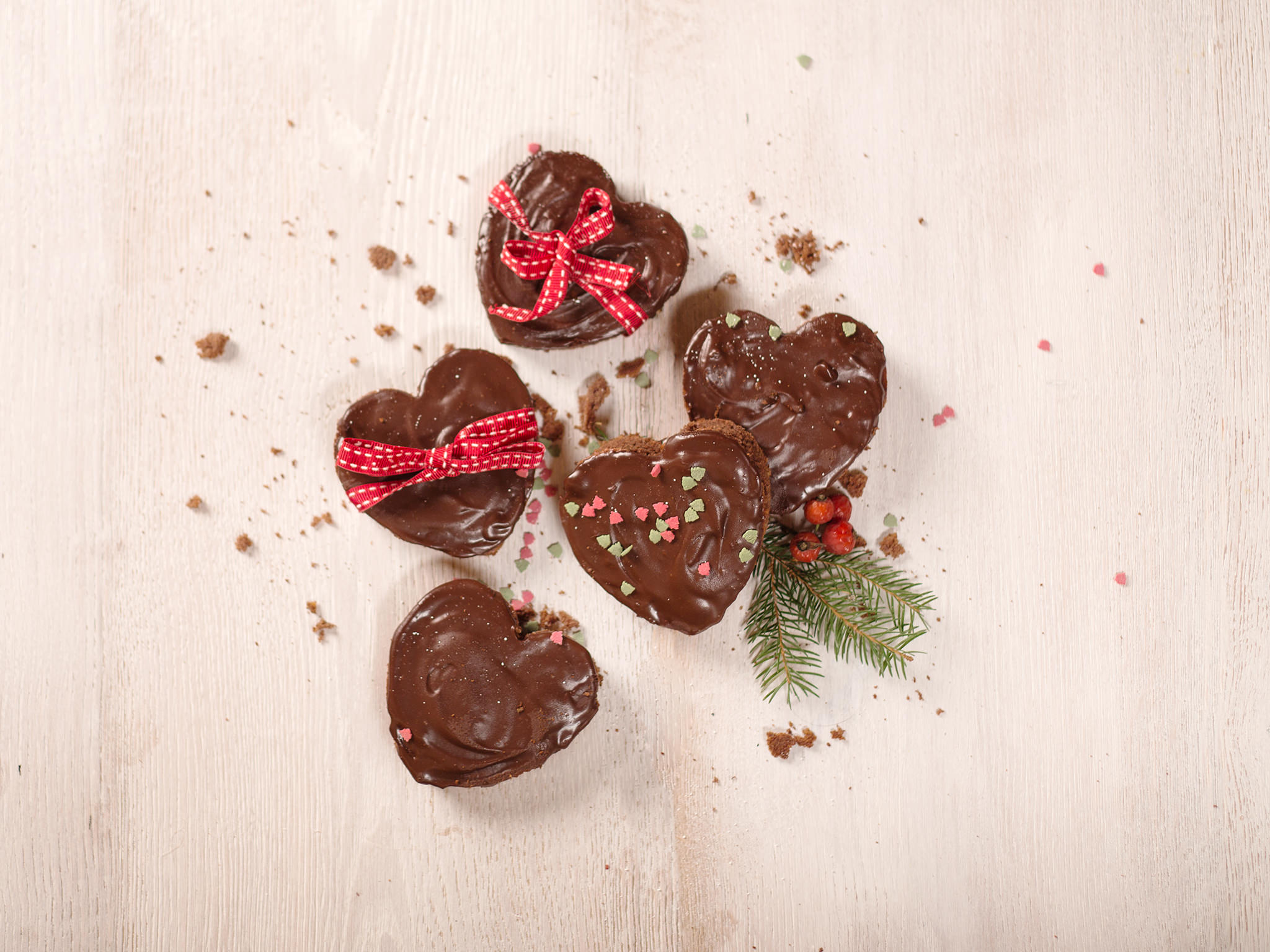 Gingerbread hearts Gingerbread hearts