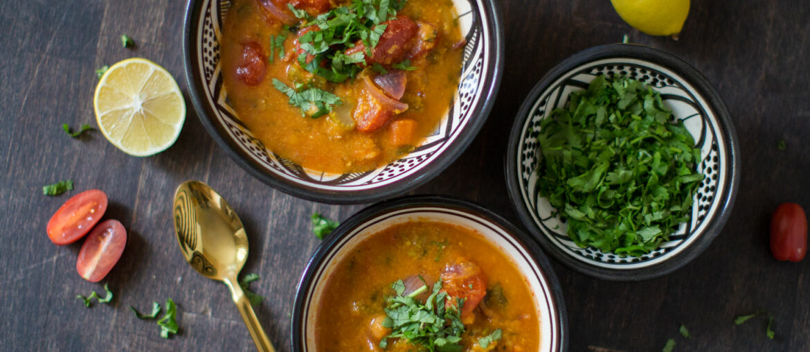 Hot chickpea soup