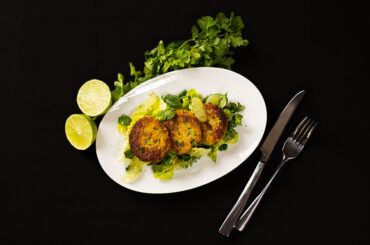 Lentil-croquettes-with-cilantro-lime-salad-9
