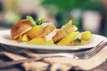 Mille Feuille with oranges and cream quark