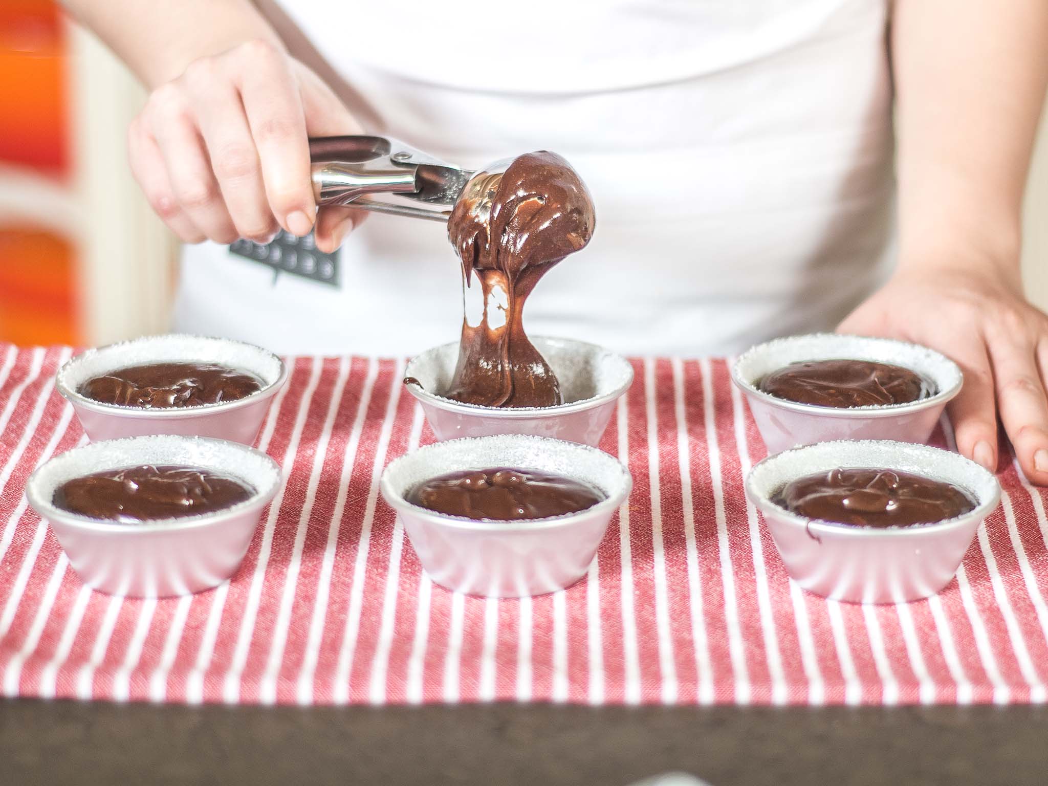 Molten chocolate cake