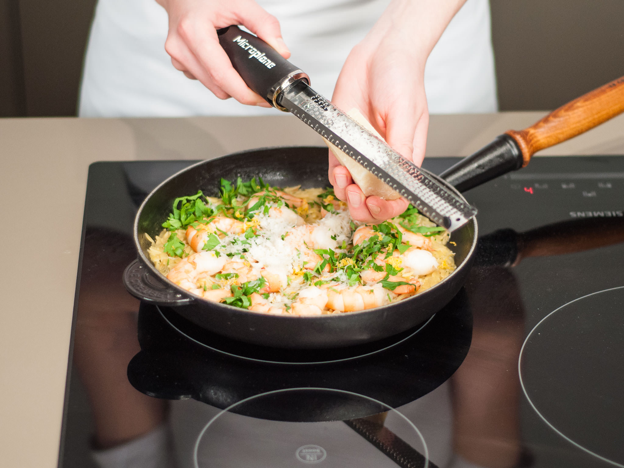 One-pot pasta with orzo and shrimp