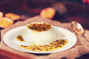 Panna Cotta with passion fruit sauce