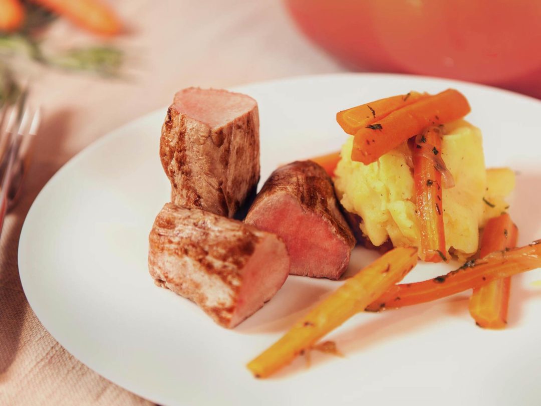 Pork-tenderloin-with-tarragon-carrots-and-mashed-potatoes-7