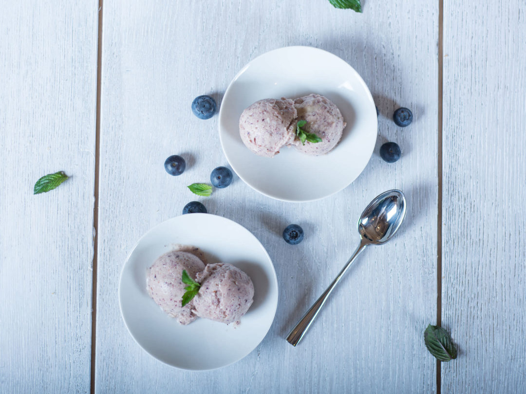 Quick-banana-blueberry-ice-cream-3