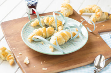 Quick chocolate croissant