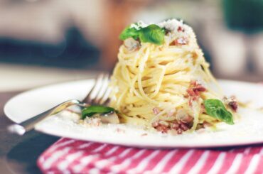 Quick pasta alla carbonara
