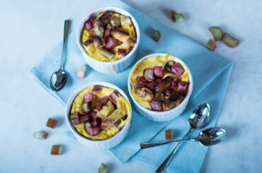 Rhubarb bread pudding