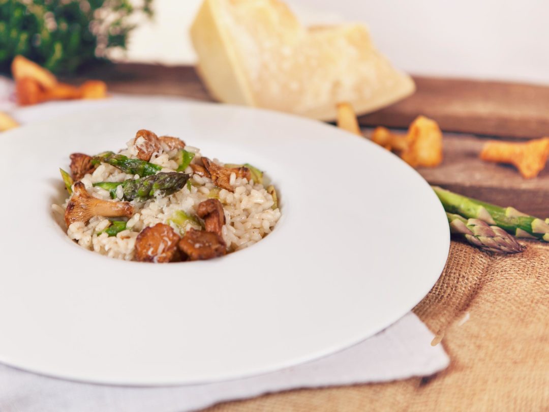 Risotto-with-asparagus-and-chanterelles-6