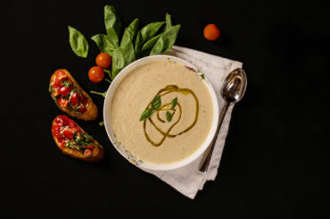 Roasted cauliflower soup