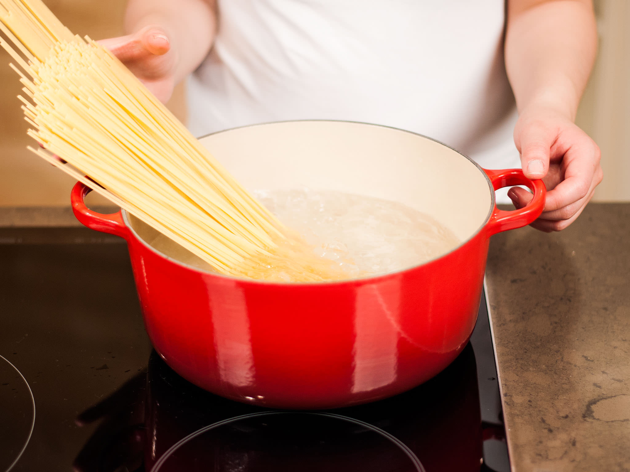 Simple spaghetti bolognese