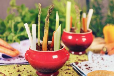 Vegetable sticks in a tumbler