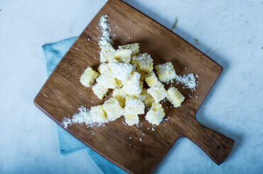 White chocolate meringue pineapple