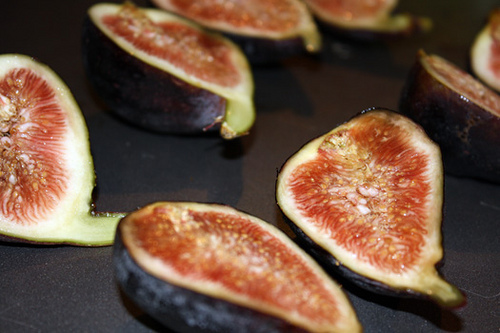 Coca steak with Asparagus and Fresh Fig