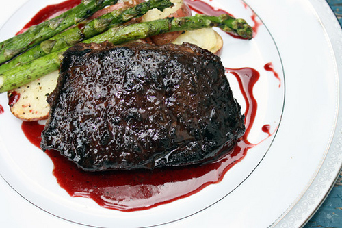 Coca steak with Asparagus and Fresh Fig