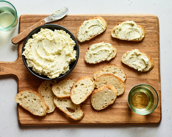 Cervelle de Canut (Herbed Cheese Spread)
