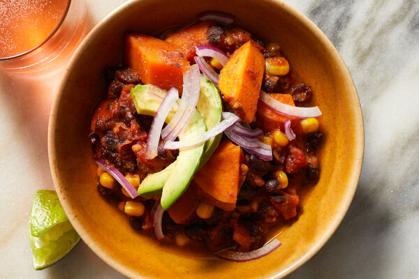 Slow Cooker Spicy Black Bean and Sweet Potato Chili