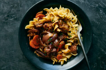 Hearty Beef Stew With Red Onions and Ale