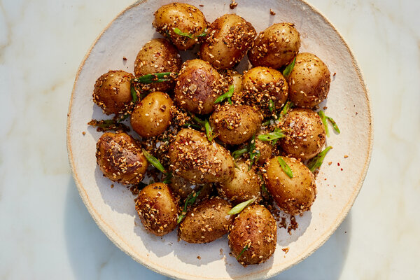 Hot and Numbing Stir-Fried New Potatoes