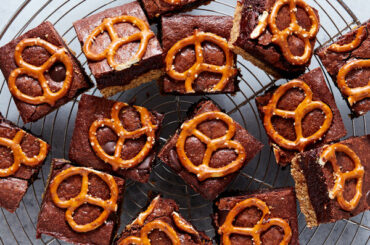 Salted Pretzel Brownies
