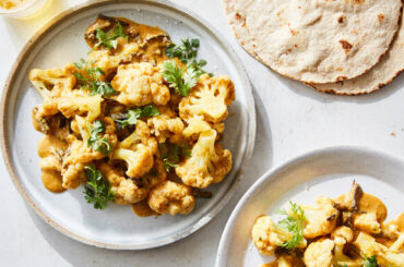 Cauliflower and Banana Peel Curry