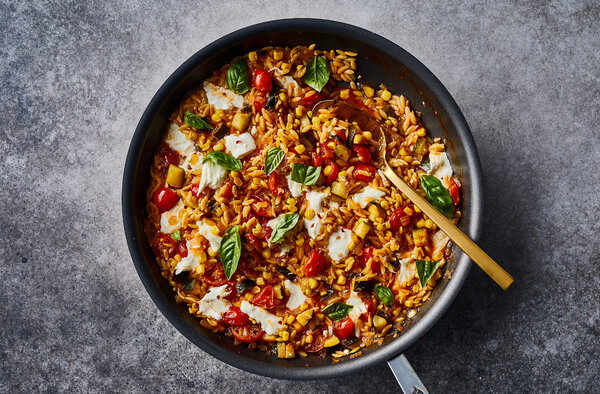 One-Pot Orzo With Tomatoes, Corn and Zucchini