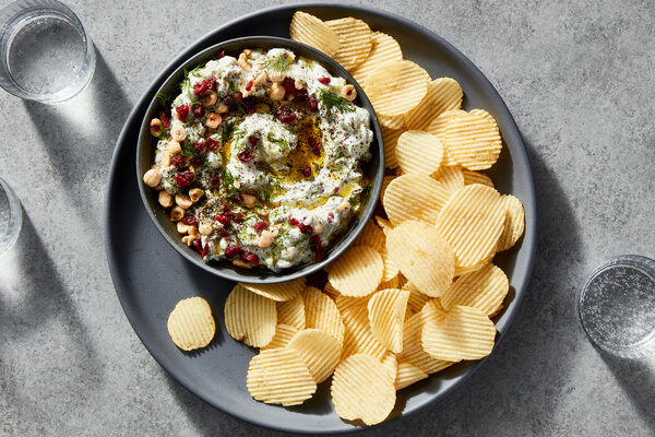 Borani-yeh Karafs (Celery Yogurt Dip)
