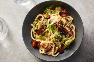 Honey-Glazed Mushrooms With Udon
