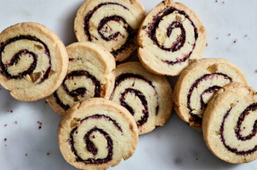 Hibiscus-Spiraled Ginger Cookies