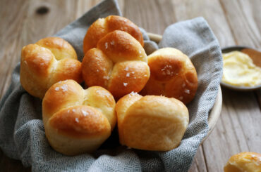 Cloverleaf Rolls