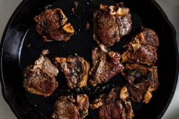 Lamb Chops With Beans, Corn and Zucchini