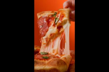 100 Days Of Cheese Episode 4: Stuffed Crust Pizza