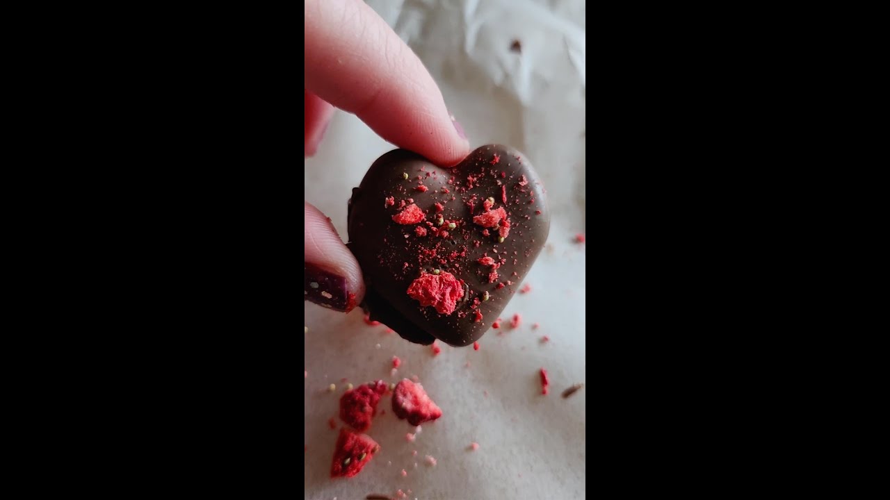 Frozen Chocolate Banana Hearts Frozen Chocolate Banana Hearts