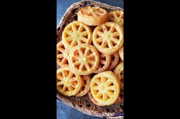 Sri Lankan Kokis with Roshani