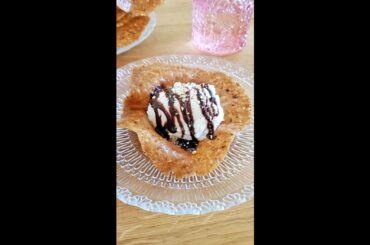Almond Cookie Ice Cream Bowl