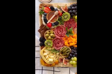 Easy Ways To Style Your Cheeseboard