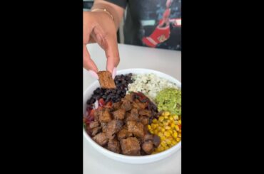 Copycat Carne Asada Chipotle Bowl