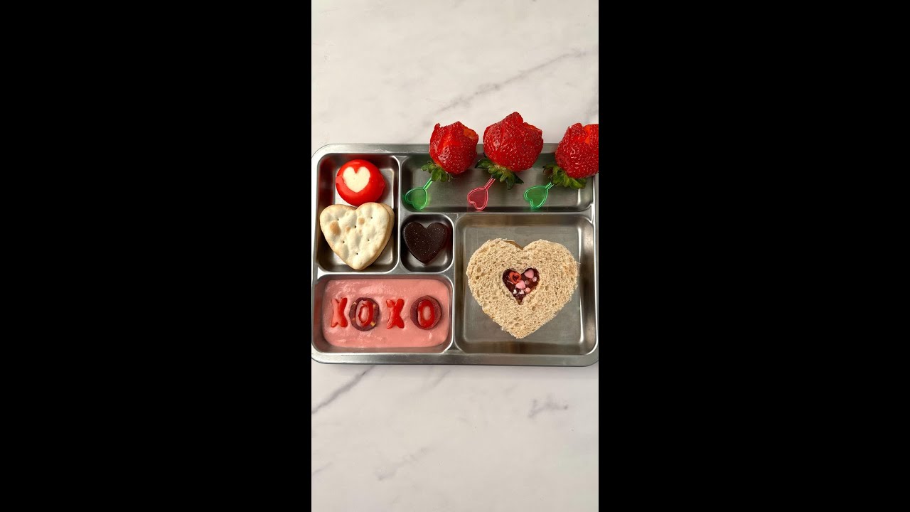 Fruity Gummy Hearts Lunch For My Kid Obsessed With Valentines! Fruity Gummy Hearts Lunch For My Kid Obsessed With Valentines!