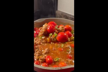 Thịt băm sốt cà chua