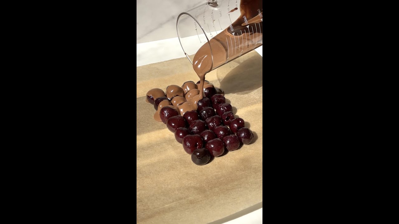 Cherry Almond Chocolate Bark Cherry Almond Chocolate Bark